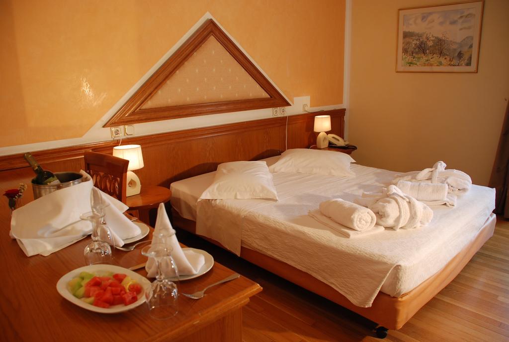 Delphi Palace Pokój zdjęcie
